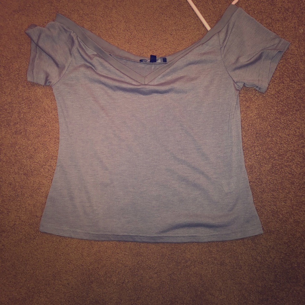 Lulu’s off shoulder T